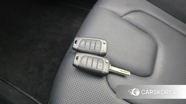 Hyundai Avante (CN7) id 4672062 из Кореи 10