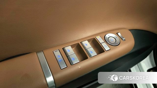 Hyundai Grandeur (GN7) id 4292693 из Кореи 10
