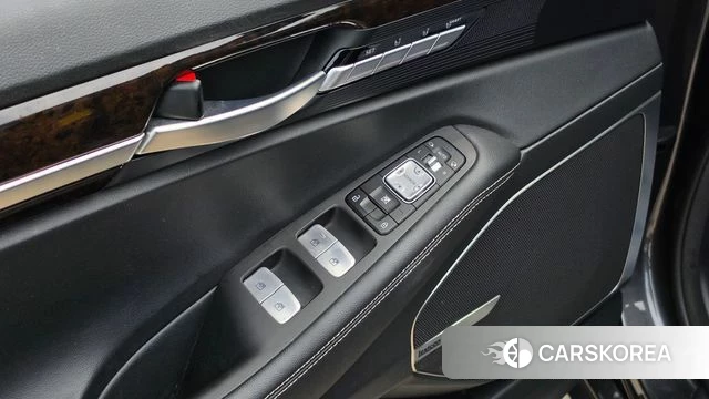 Genesis G90 id 4594844 из Кореи 10