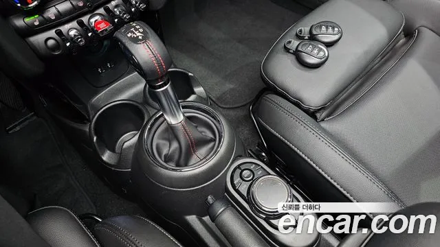 Mini Cooper S id 2660476 из Кореи 10