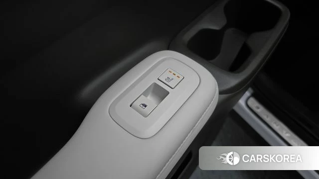 Hyundai Santa Fe (MX5) id 3914407 из Кореи 10