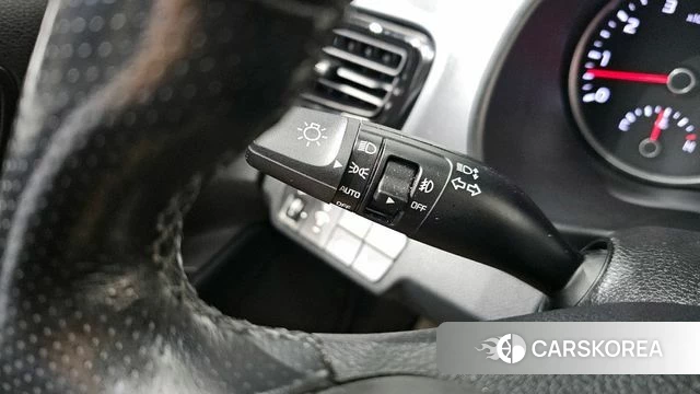 Kia Stonic id 3917132 из Кореи 10