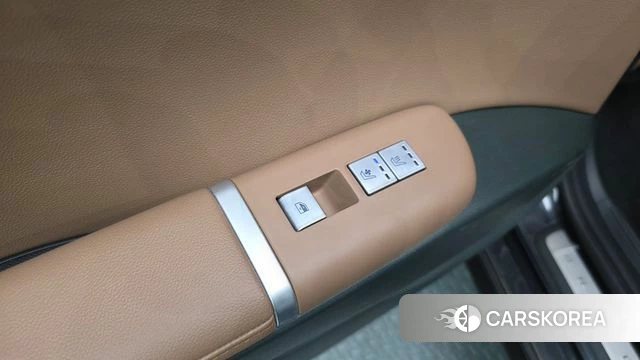 Hyundai Grandeur (GN7) id 3952932 из Кореи 10