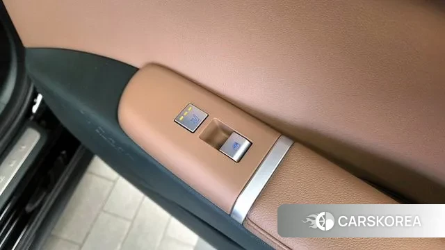 Hyundai Grandeur Hybrid (GN7) id 3426200 из Кореи 10