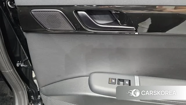 Hyundai Grandeur Hybrid (GN7) id 3126360 из Кореи 10