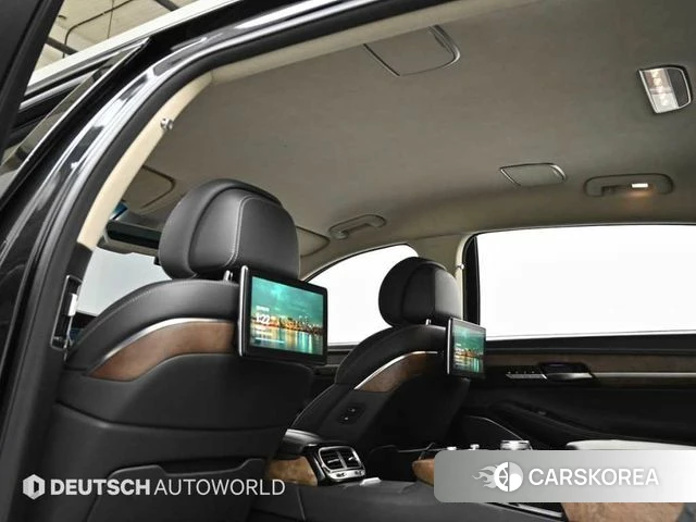 Genesis G90 id 4203706 из Кореи 10