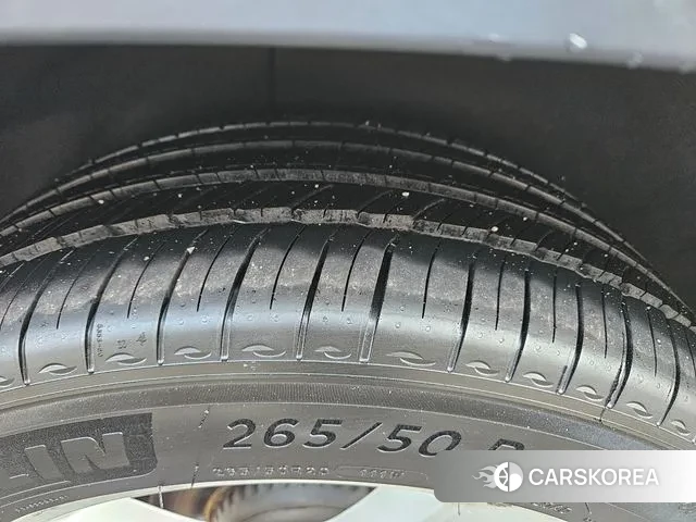 Land Rover Defender (L663) id 3753434 из Кореи 10