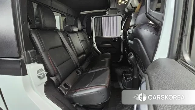 Jeep Gladiator (JT) id 3686559 из Кореи 10