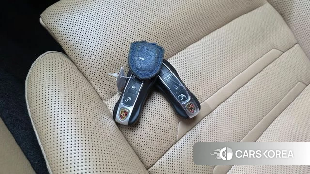 Porsche Panamera (971) id 4305040 из Кореи 10