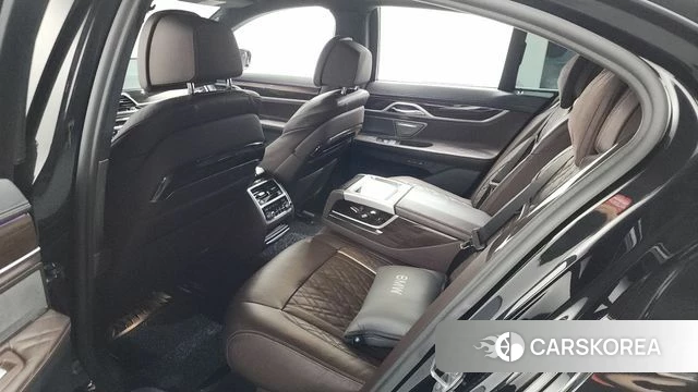 BMW 7 Series (G11) id 4519513 из Кореи 10