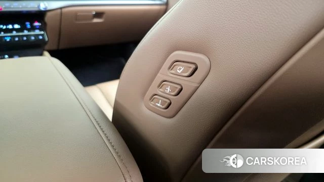 Hyundai Grandeur Hybrid (GN7) id 3940482 из Кореи 10