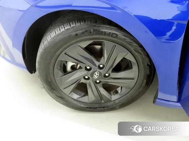 Hyundai Avante Hybrid (CN7) id 3399079 из Кореи 10