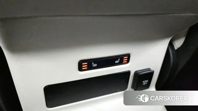 Land Rover Range Rover Velar id 3661901 из Кореи 10