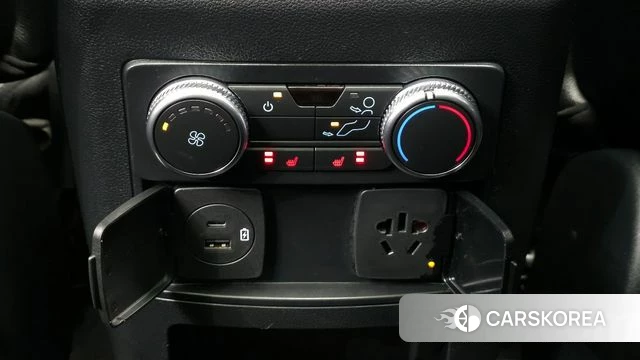 Ford Explorer 6th Generation id 4625535 из Кореи 10