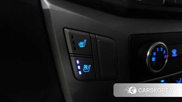 Hyundai The New Grand Starex id 4285516 из Кореи 10