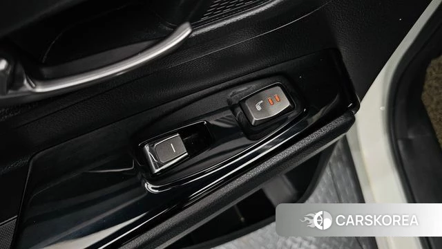 Ssangyong Beautiful Korando id 3844638 из Кореи 10