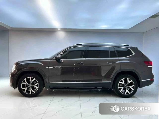 Volkswagen Tourang id 4215052 из Китая 10