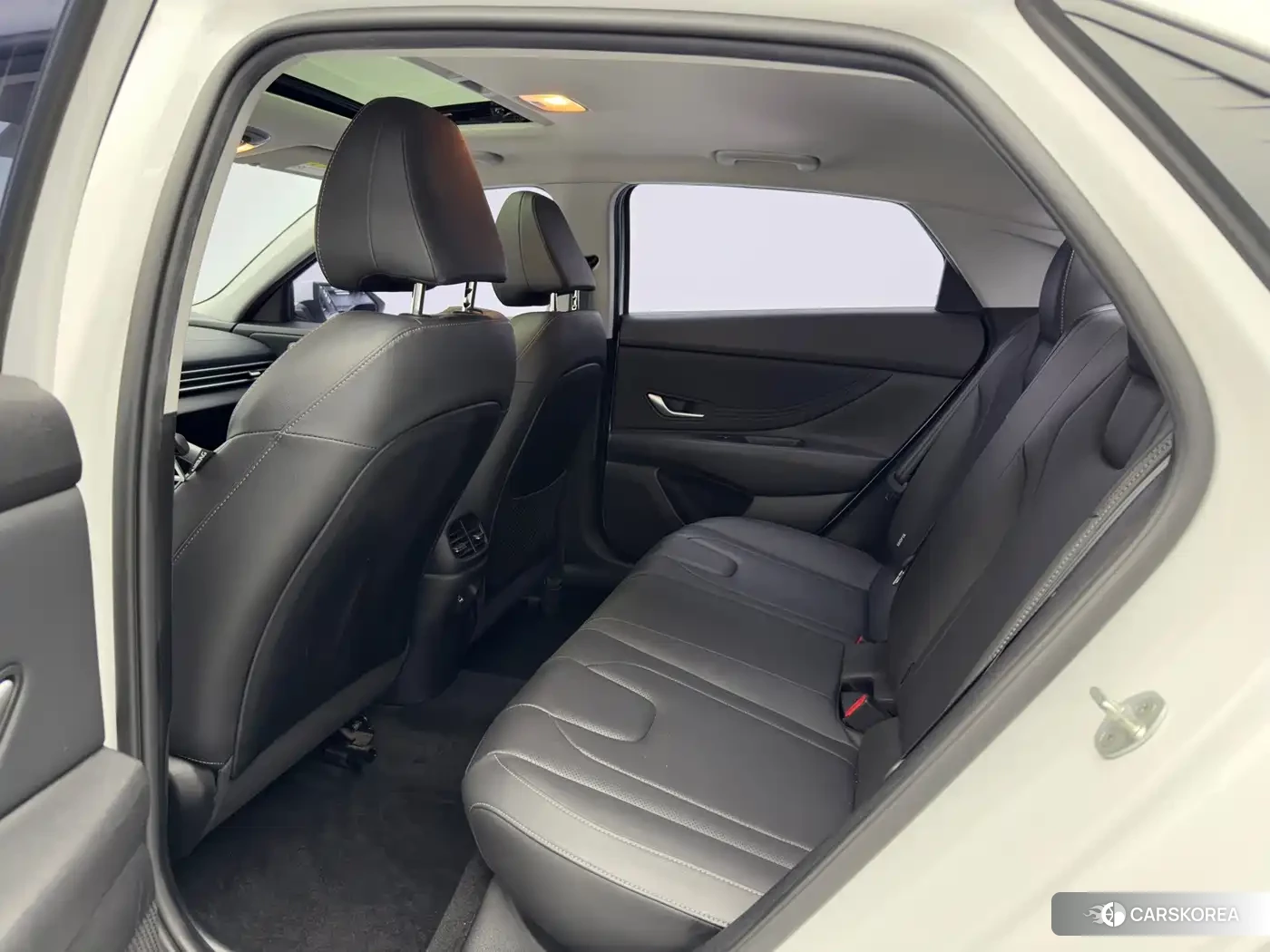 Hyundai Elantra id 4622656 из Китая 10
