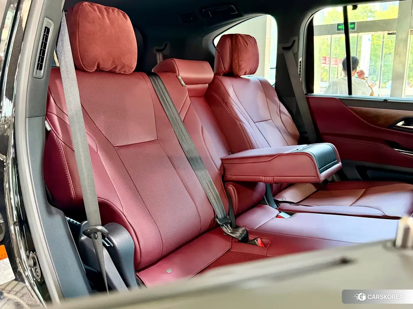 Lexus LX id 4685998 из Китая 10
