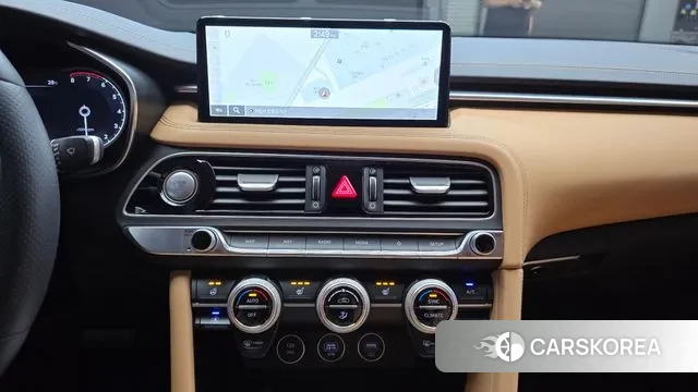 Genesis The New G70 id 2884686 из Кореи 10