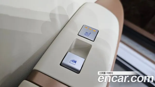 Hyundai Grandeur (GN7) id 2737875 из Кореи 10