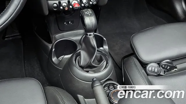 Mini Cooper Convertible id 2687712 из Кореи 10