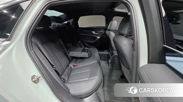 Audi A6 (C8) id 2979572 из Кореи 10