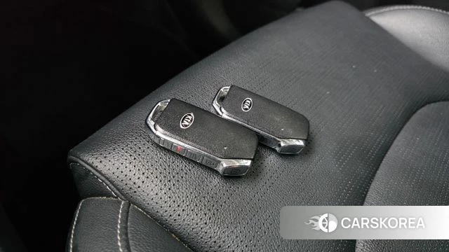 Kia Come New K3 id 4520219 из Кореи 10