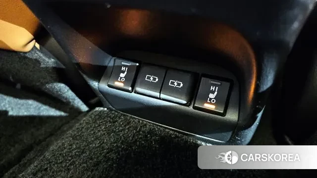 Lexus UX300e id 2969159 из Кореи 10