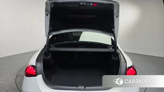 Mercedes-Benz E-Class W214 id 3619930 из Кореи 10