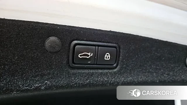 Hyundai The New Grandeur IG Hybrid id 3443352 из Кореи 10