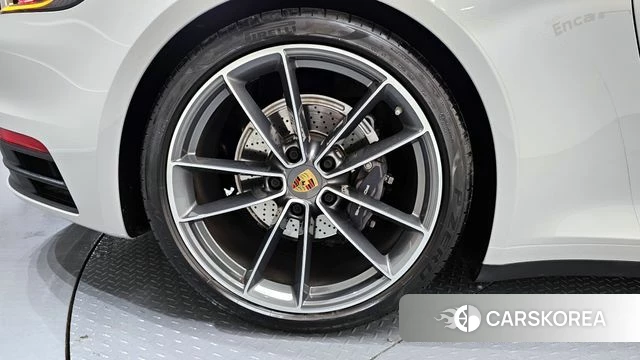 Porsche 911(992) id 3827664 из Кореи 10