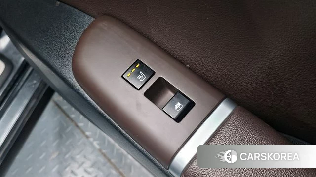 Hyundai Grandeur (GN7) id 3891521 из Кореи 10