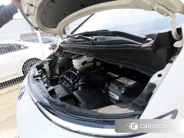 Hyundai Staria id 3746996 из Кореи 10