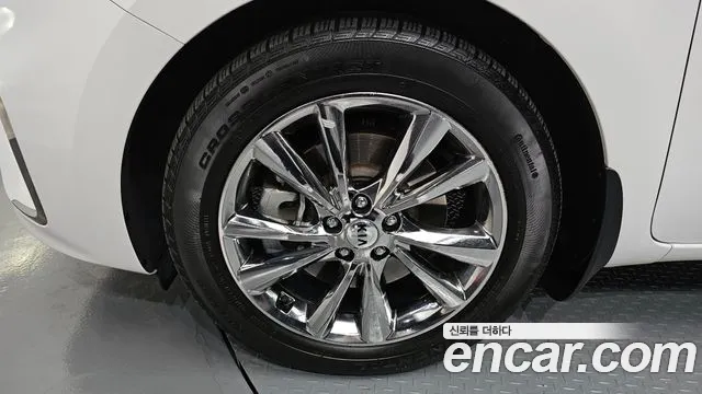 Kia The New Carnival id 2512951 из Кореи 10