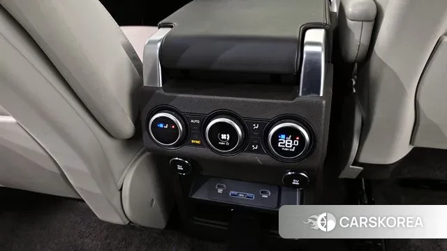 Land Rover Discovery 5 id 3308139 из Кореи 10