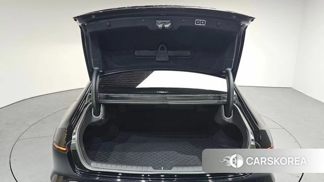 Hyundai Grandeur Hybrid (GN7) id 3805442 из Кореи 10