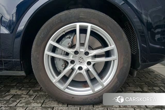 Porsche Cayenne Coupé id 4215116 из Китая 10