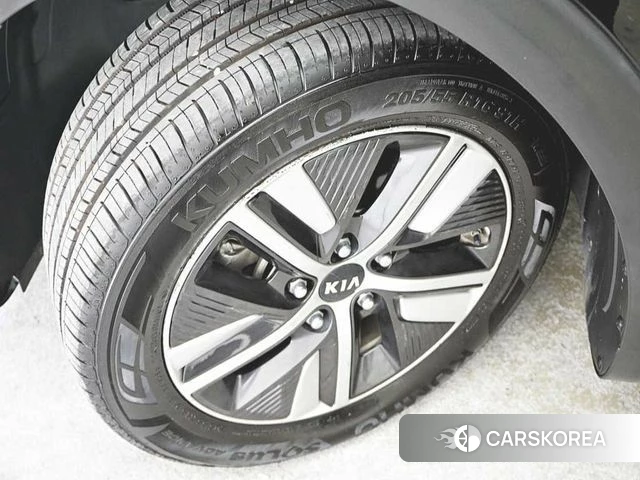 Kia The New Niro id 4632457 из Кореи 10