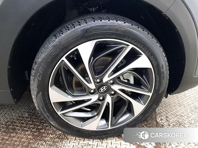 Hyundai All New Tucson id 3339299 из Кореи 10