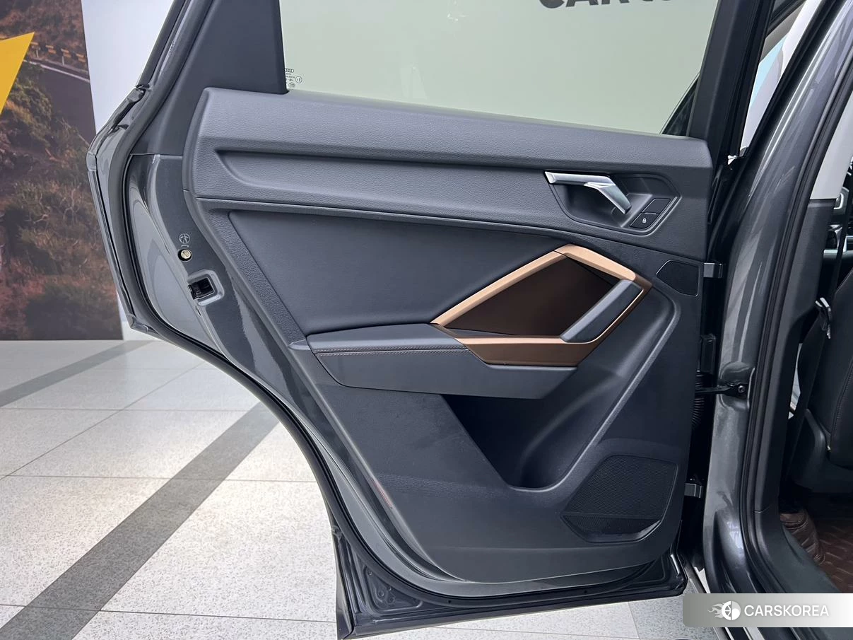 Audi Q3 id 4479679 из Китая 10