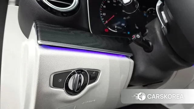 Mercedes-Benz E-Class W213 id 3518092 из Кореи 10