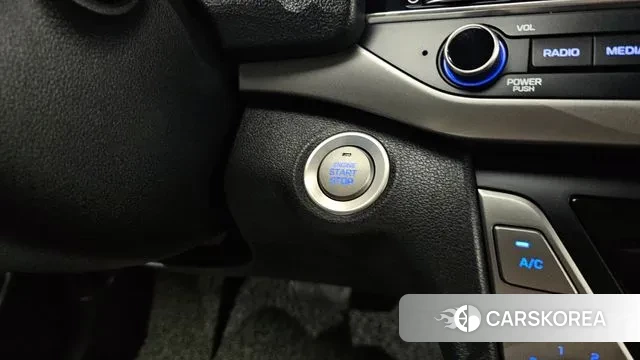 Hyundai Avante AD id 2971510 из Кореи 10