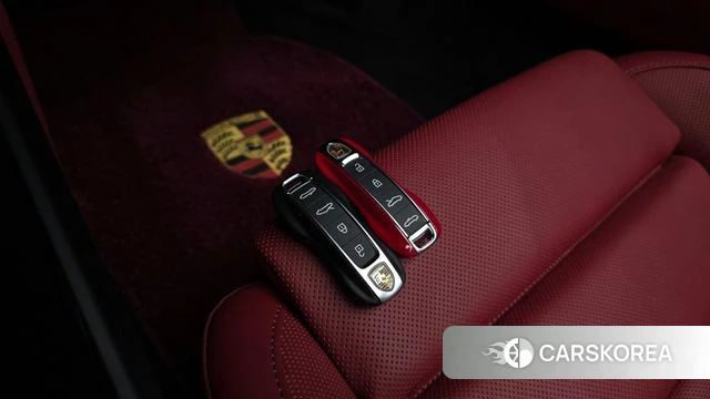 Porsche 911(992) id 4400785 из Кореи 10