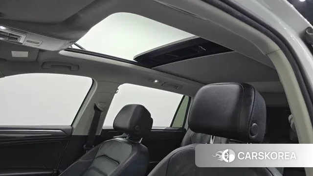 Volkswagen Tiguan Allspace id 2990416 из Кореи 10