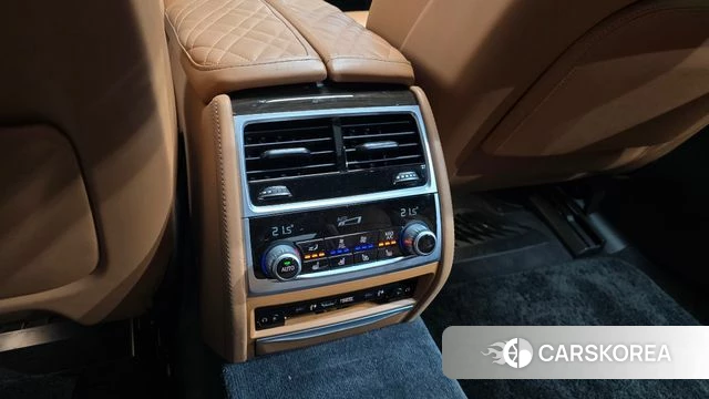 BMW 7 Series (G11) id 4507128 из Кореи 10