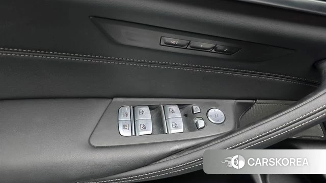 BMW 5 Series (G30) id 4706967 из Кореи 10