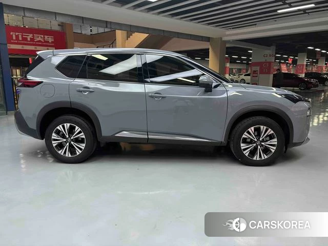 Nissan Qijun id 4260969 из Китая 10