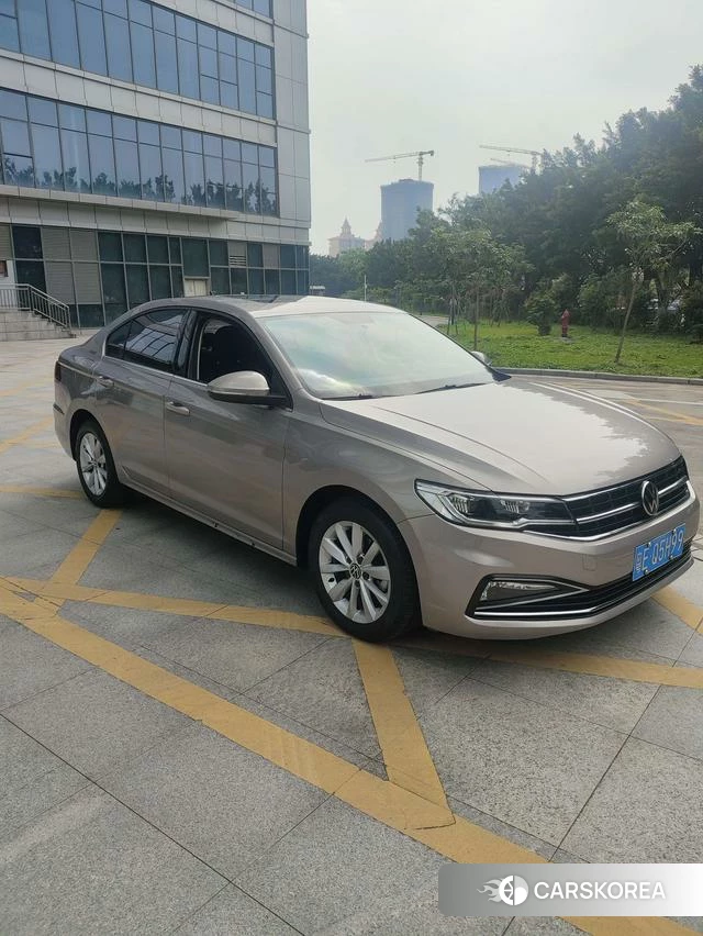 Volkswagen Bora id 4321366 из Китая 10