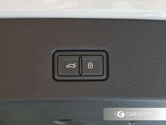 Audi A7 (4K) id 3002332 из Кореи 10